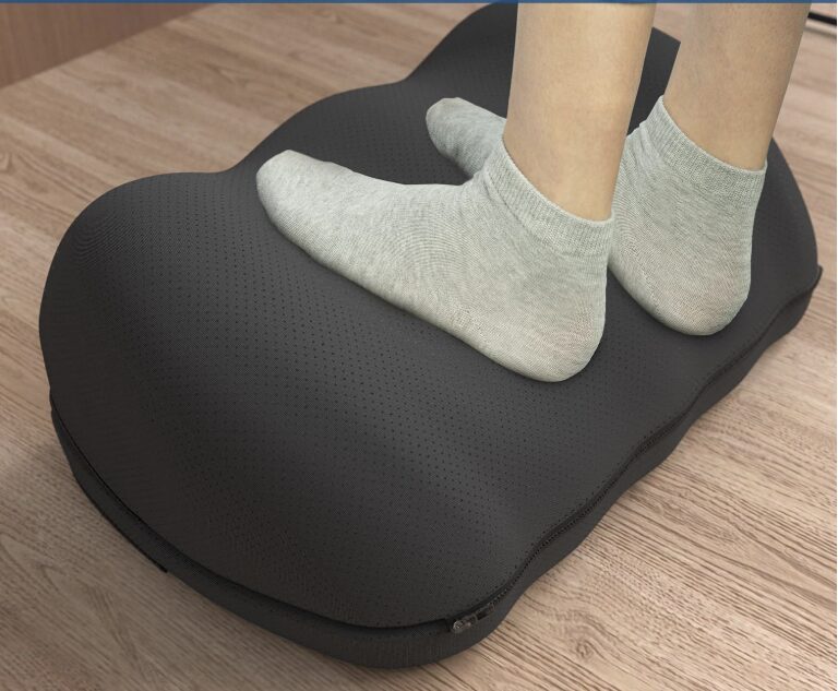 21. Footrest 4